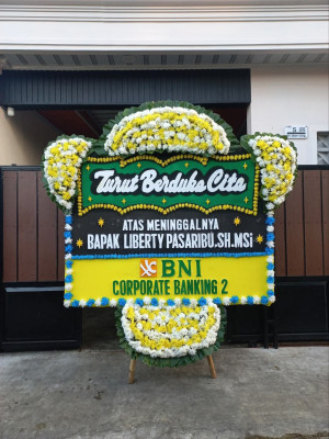 Papan Bunga Duka di Tangga Jaya